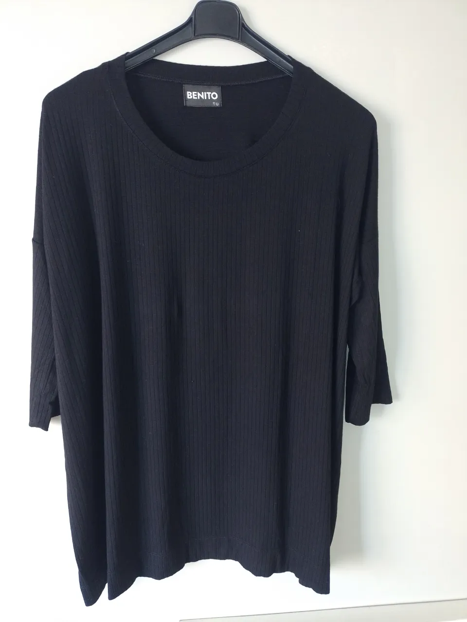 Remera BENITO · Talle único