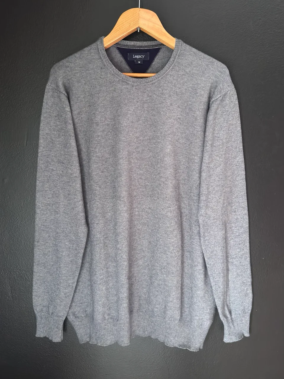 Sweater Legacy - imagen 1