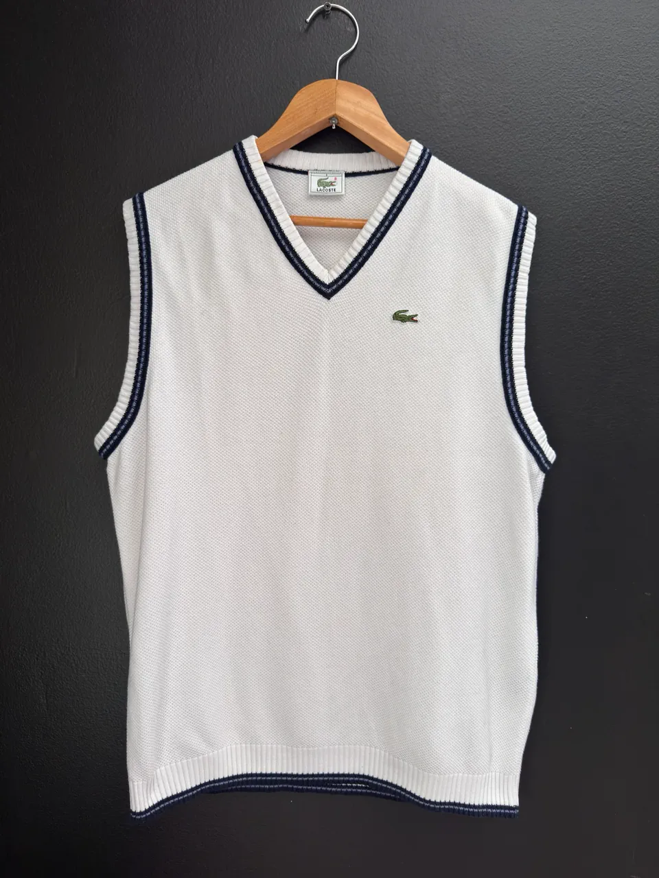 Lacoste · Talle L
