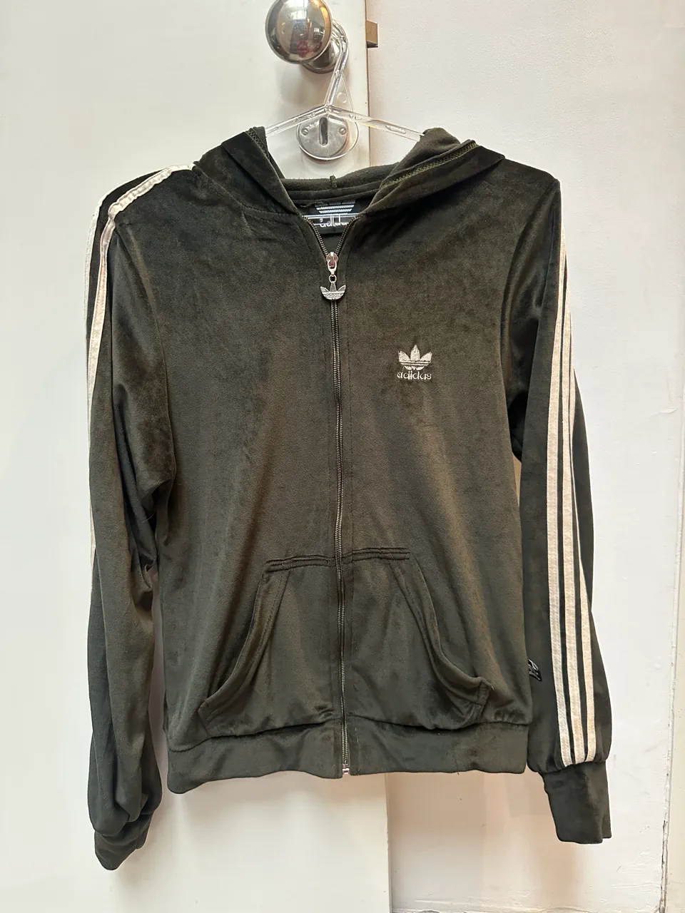 Buzo adidas - imagen 1