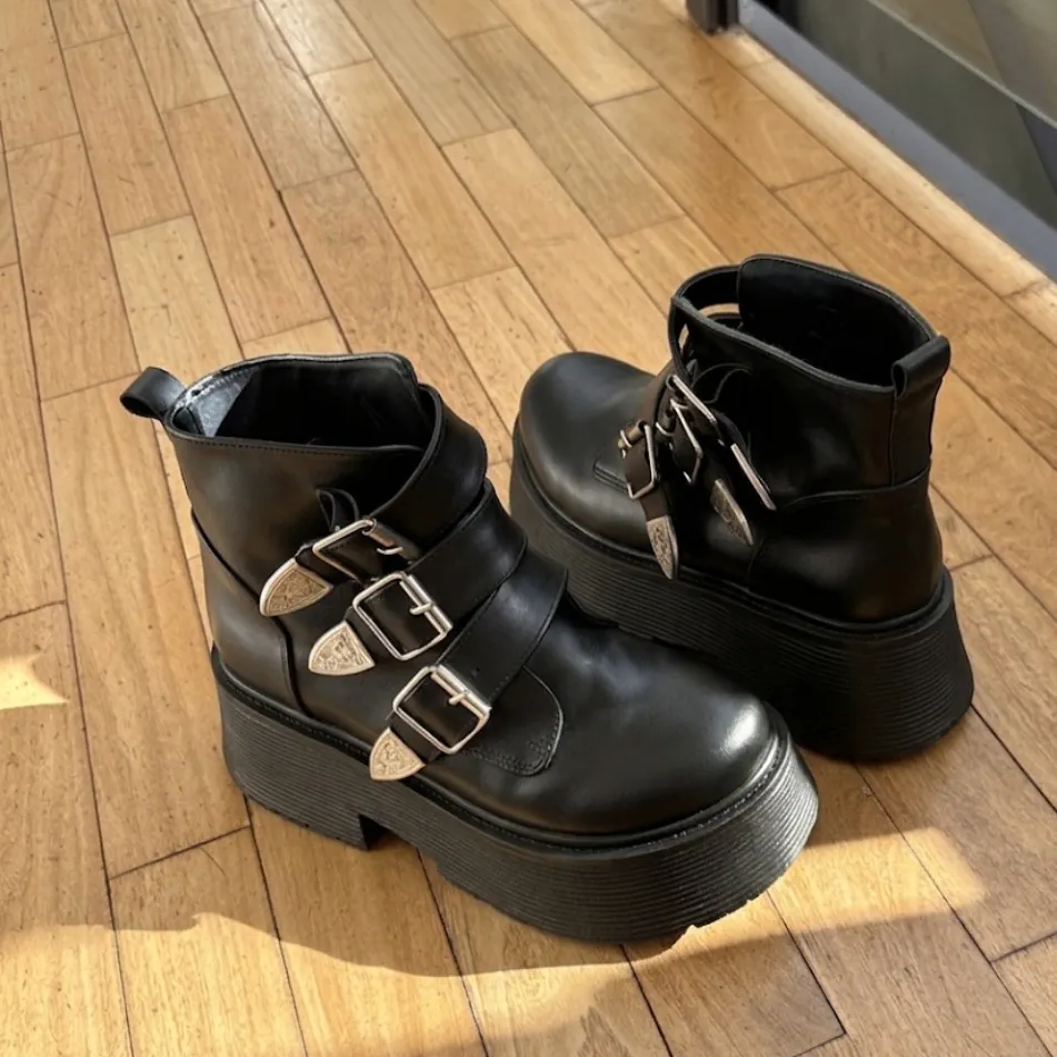Botas Las petunias - imagen 1