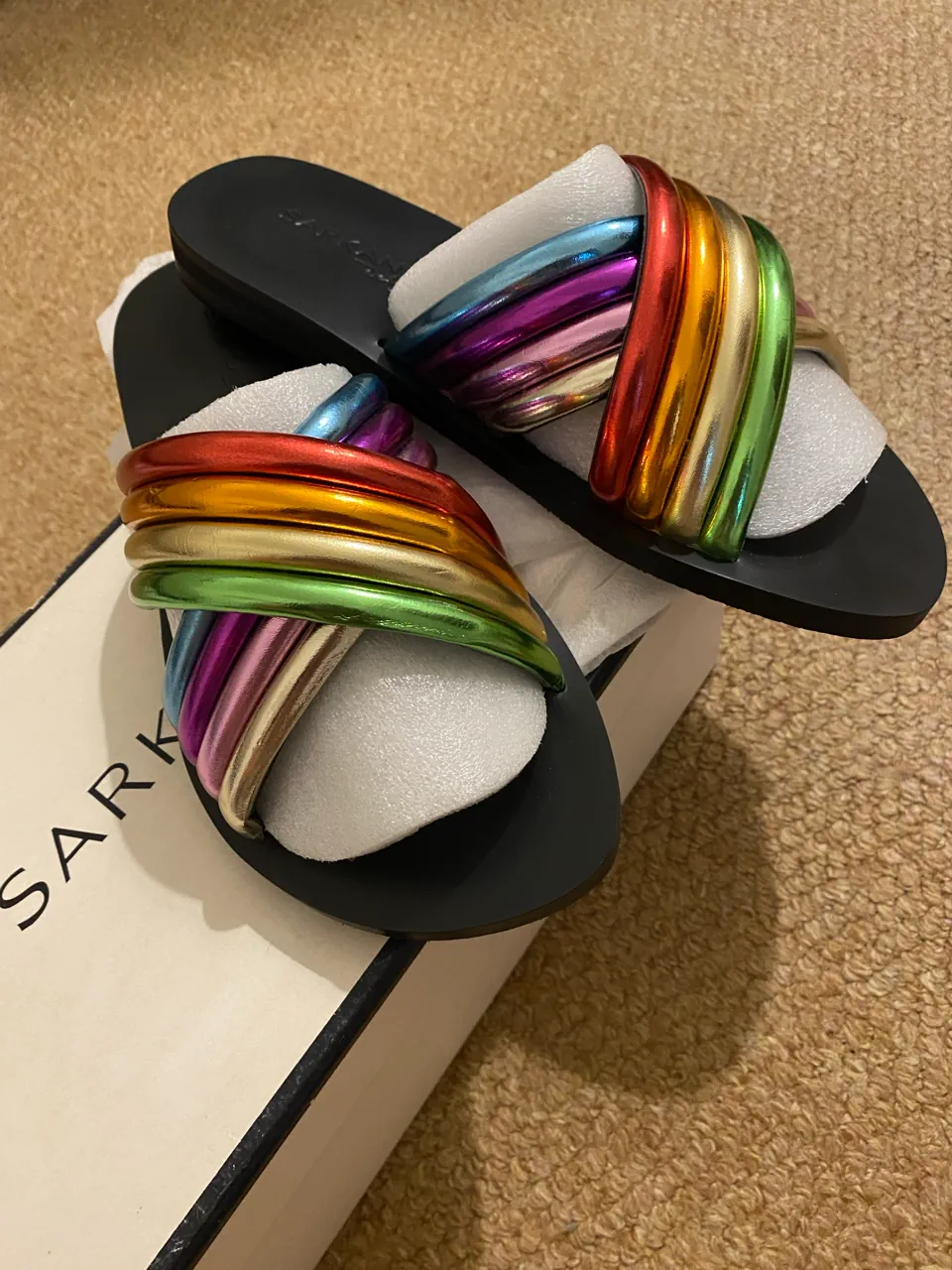 Zuecos Sarkany - imagen 1
