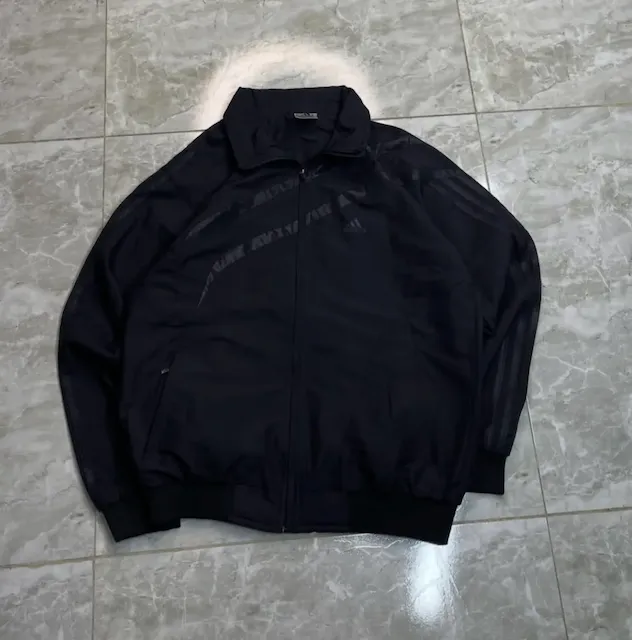 adidas · Talle M