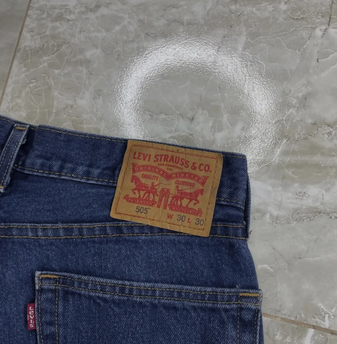 Jean Levi's - imagen 1