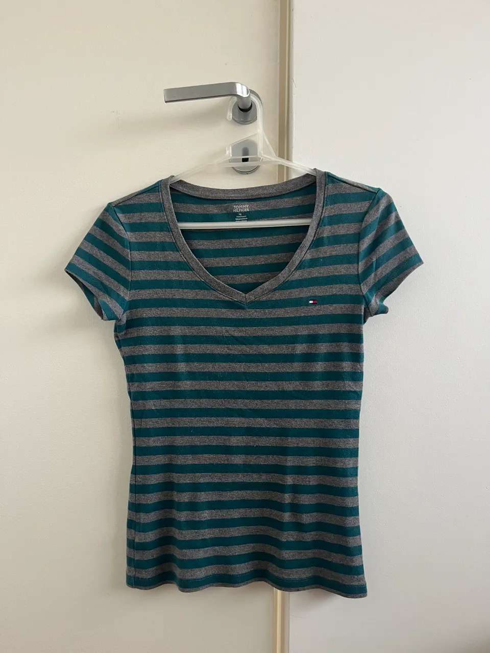 Remera Tommy Hilfiger - imagen 1
