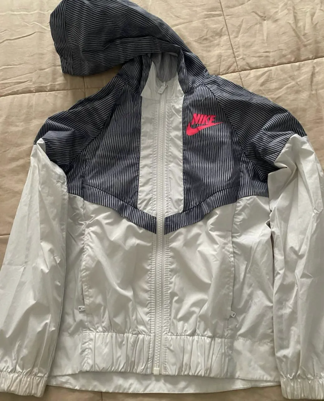 Nike · Talle S