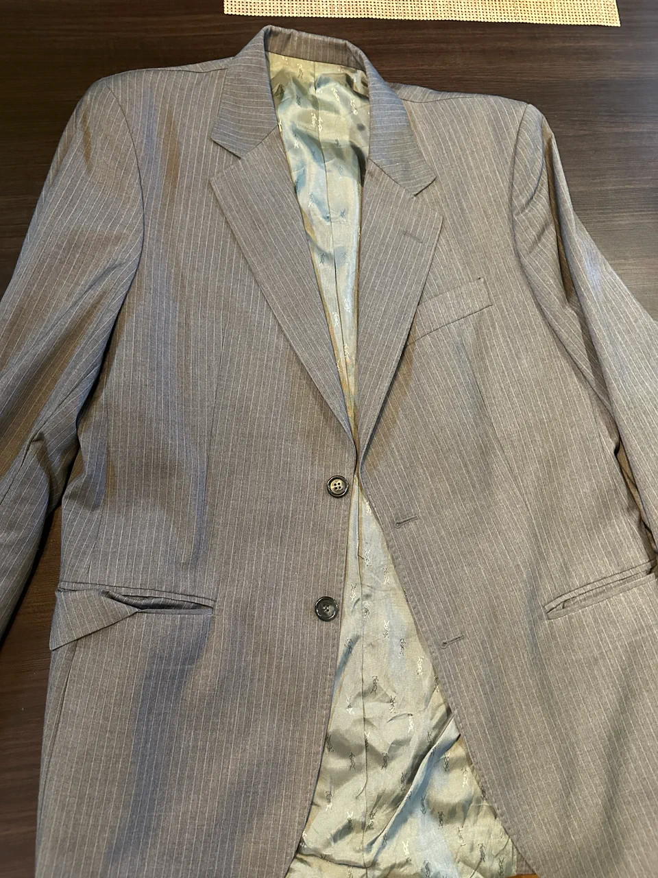 Yves Saint Laurent · Talle L