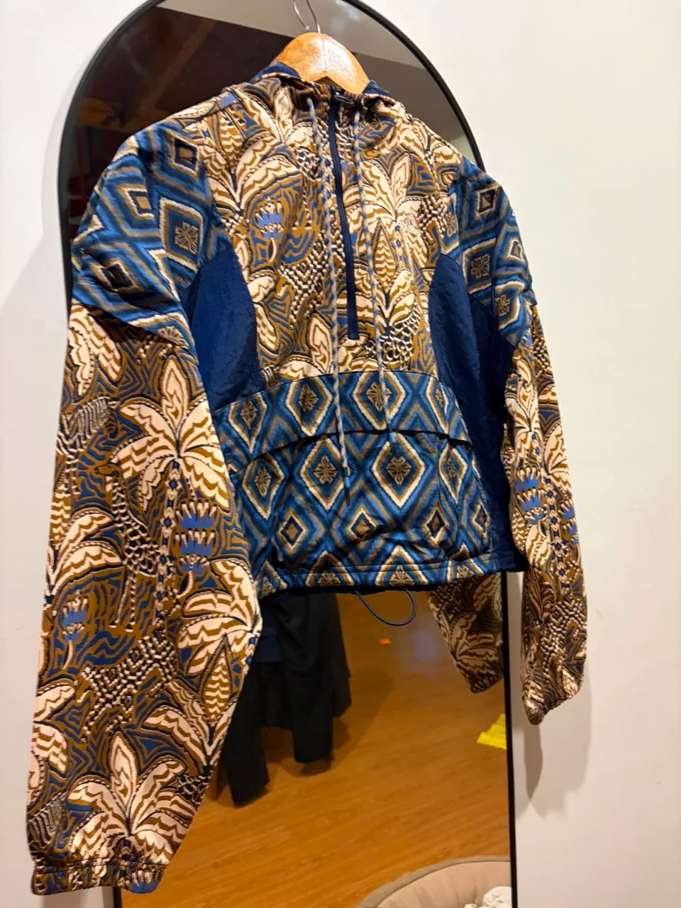 Buzo adidas · Talle S