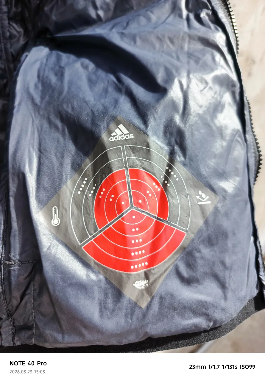 Campera adidas - Vista 2