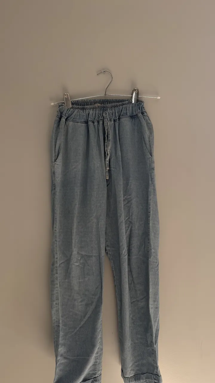 Pantalón A ≠ - imagen 1