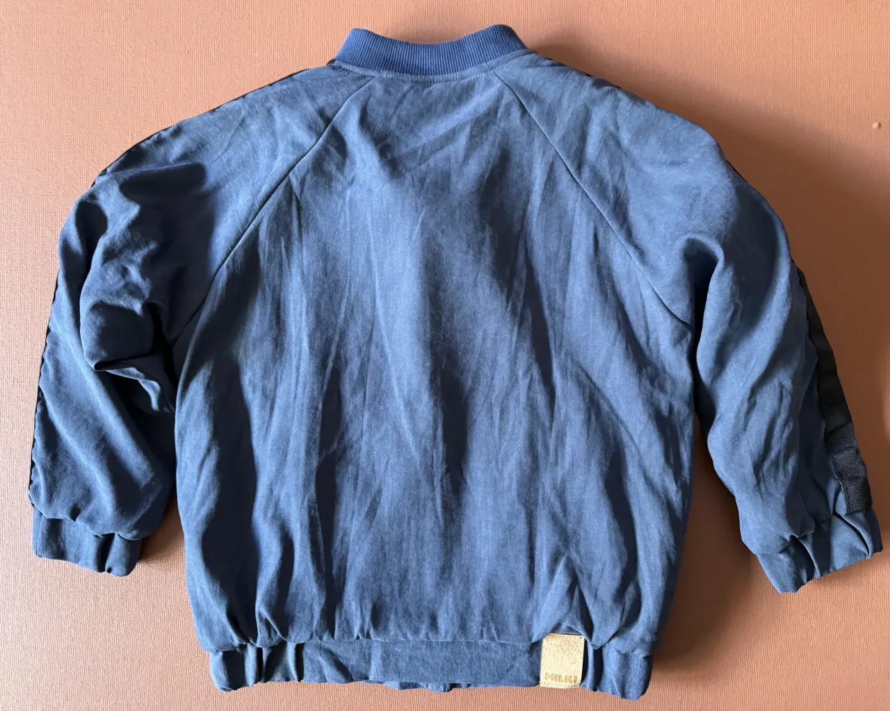 Campera bomber Milk - Vista 2