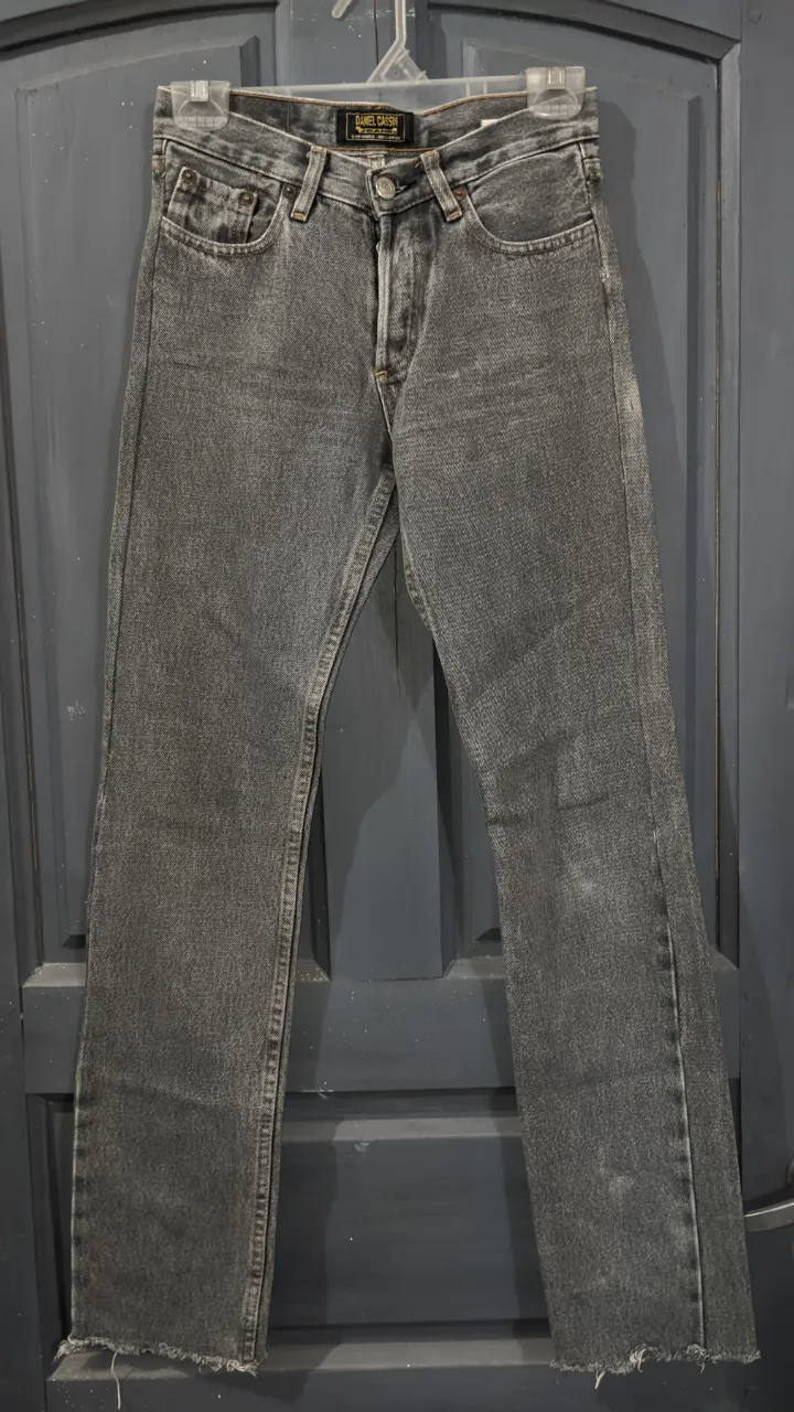 Jean rígido gris vintage tiro bajo
talle 32 o 14