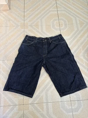 Dickies