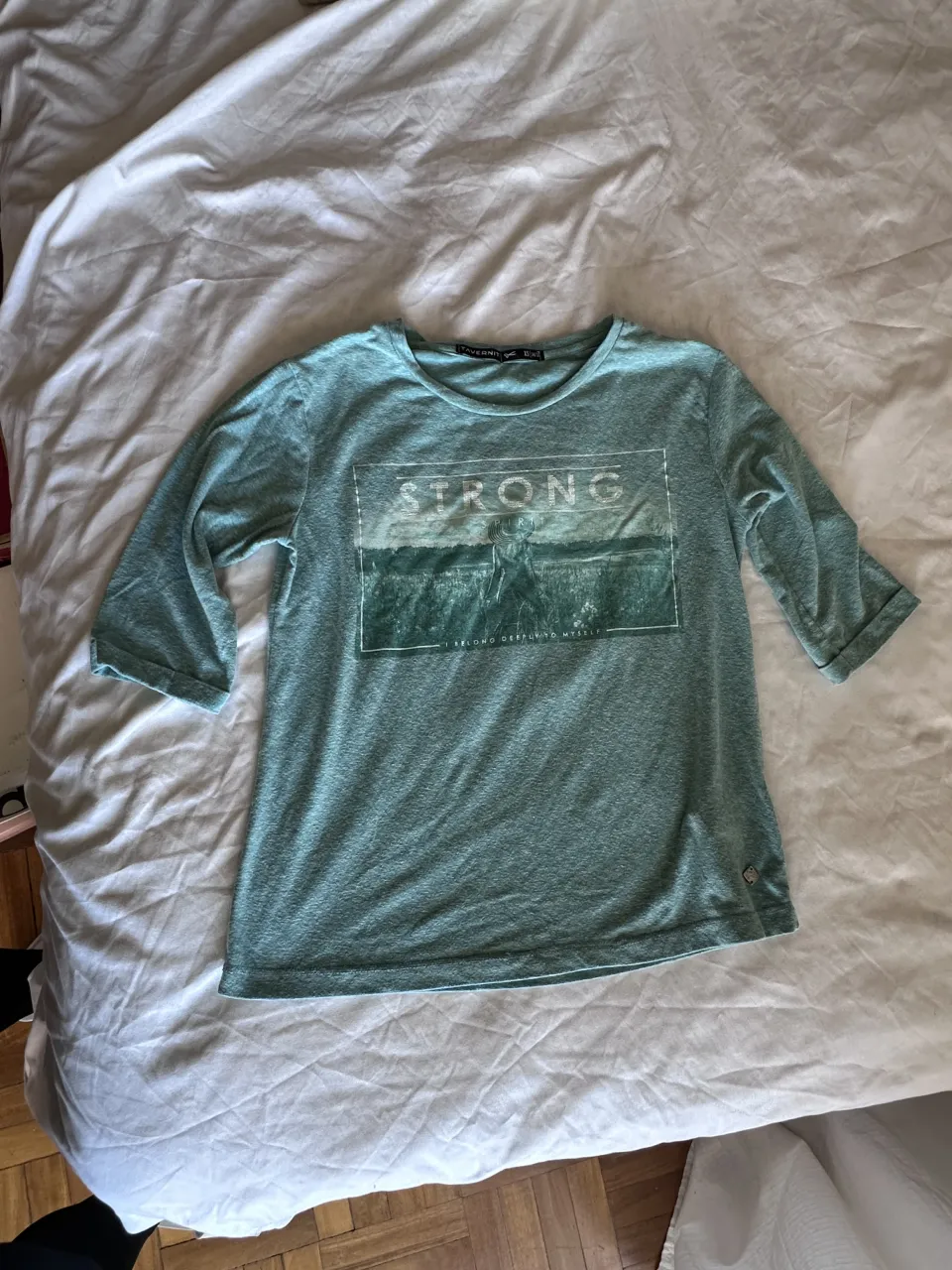 Remera Taverniti - imagen 1