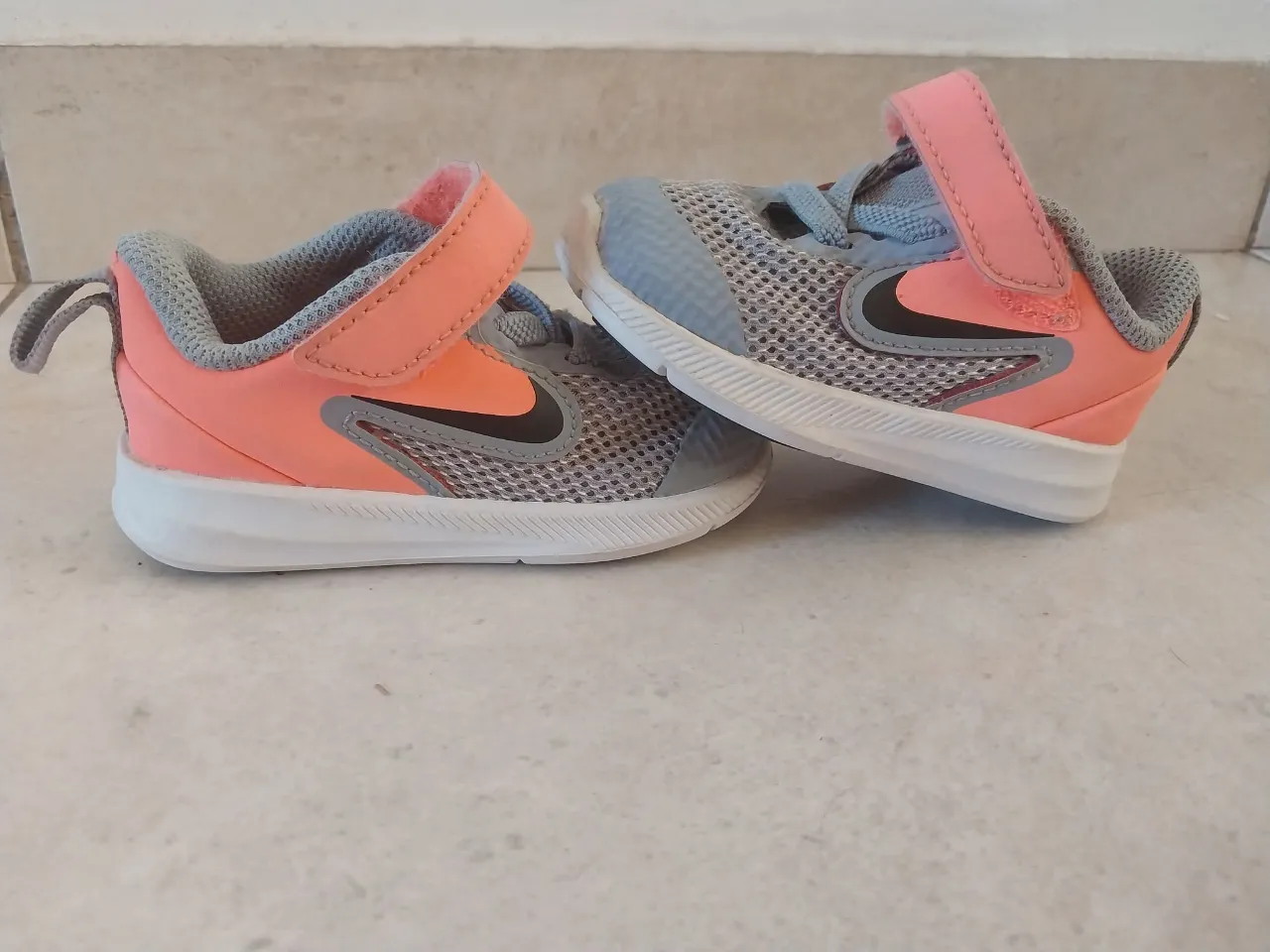 Zapatillas Nike - Vista 2