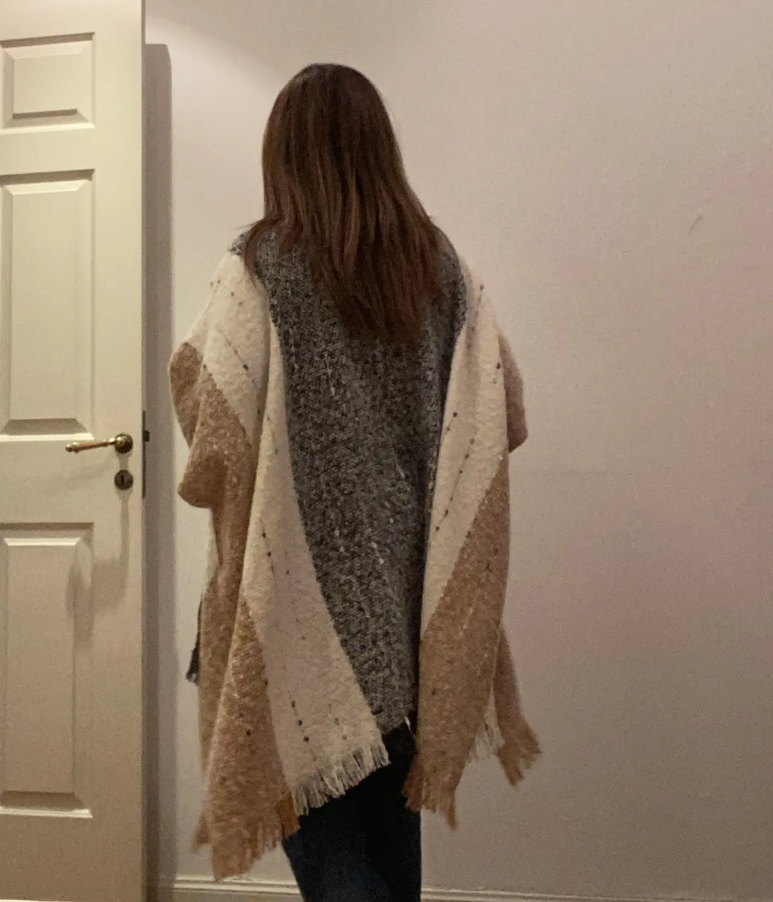 Poncho Pashmina marca importada - imagen 3