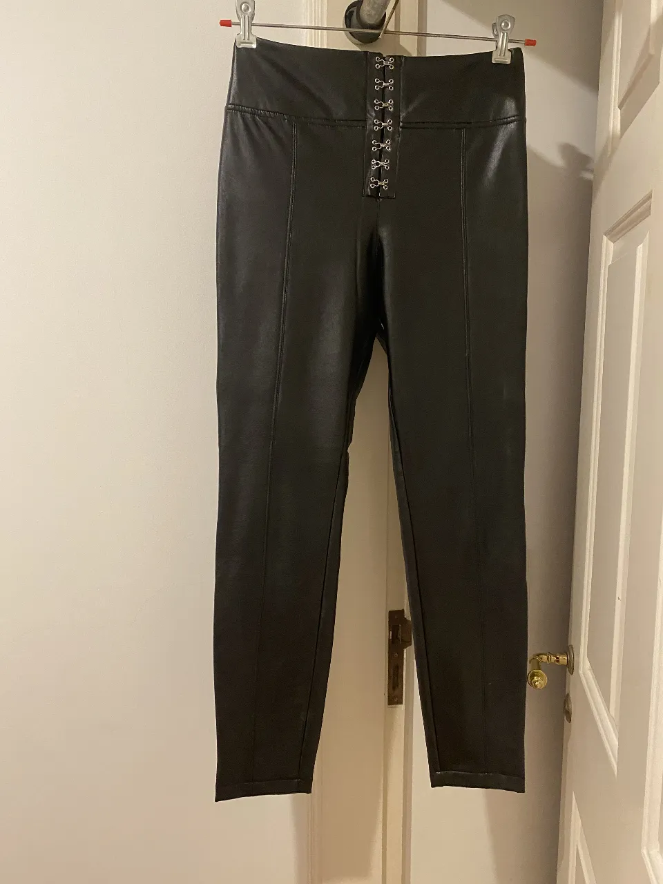 Pantalón Forever 21 - imagen 3