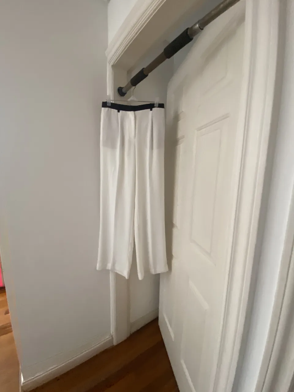 Pantalón Zara Woman