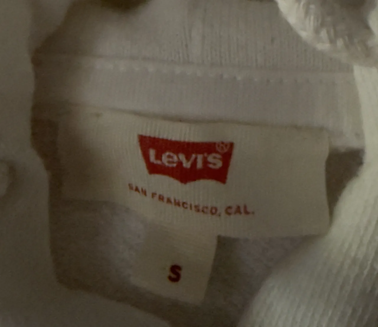 Buzo Levi's - imagen 4