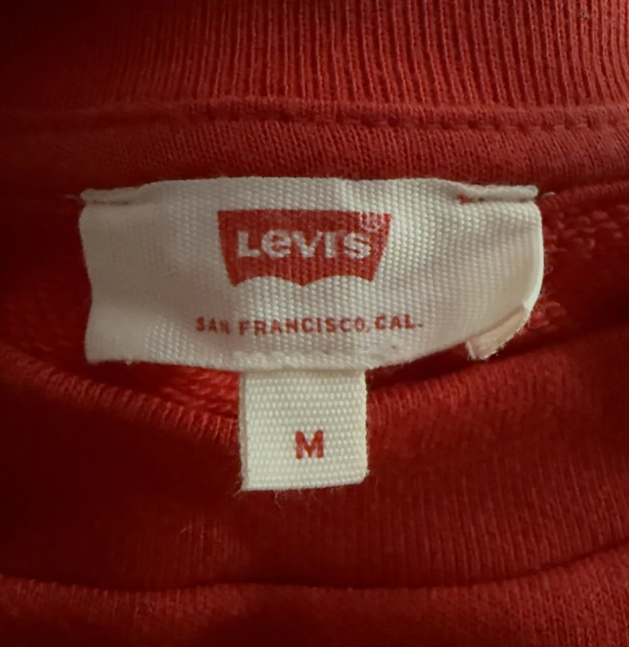 Buzo Levi's - imagen 4