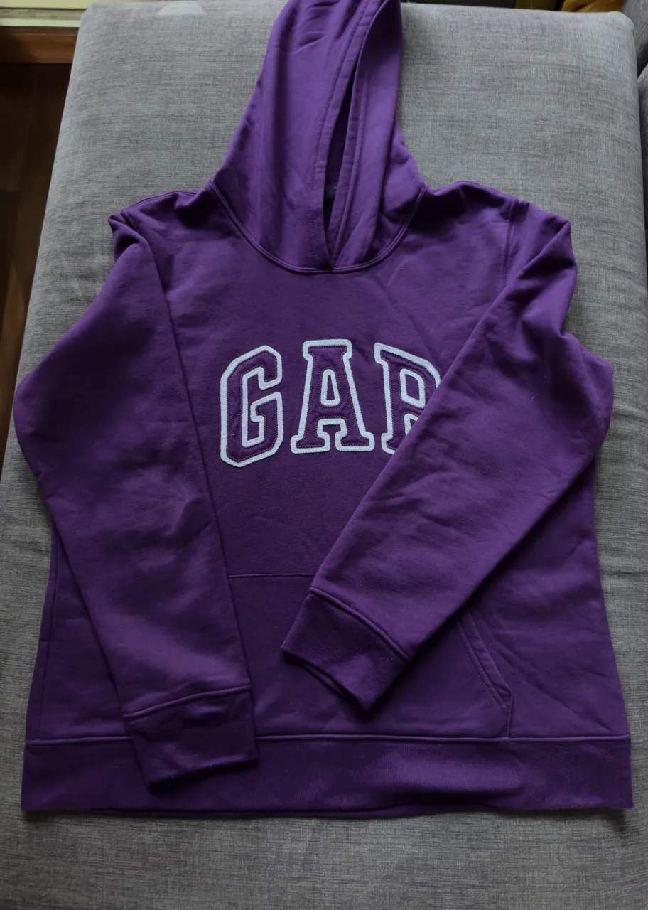 Buzo GAP - imagen 1