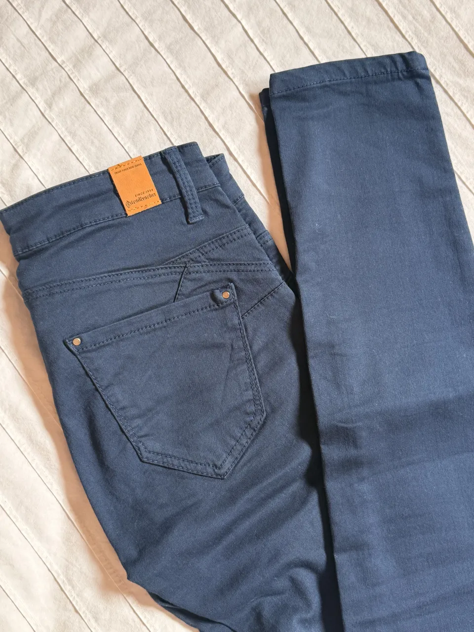 Pantalón Stradivarius - Vista 3