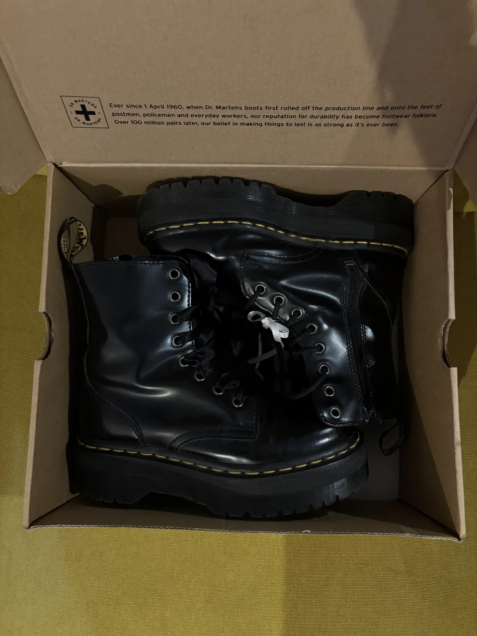 Borcegos Dr. Martens - imagen 2