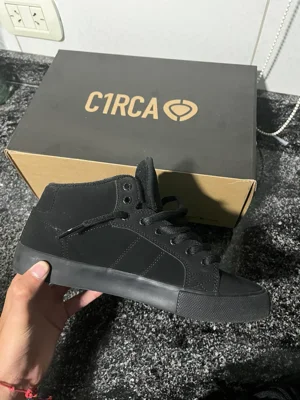 C1rca · Talle US 8