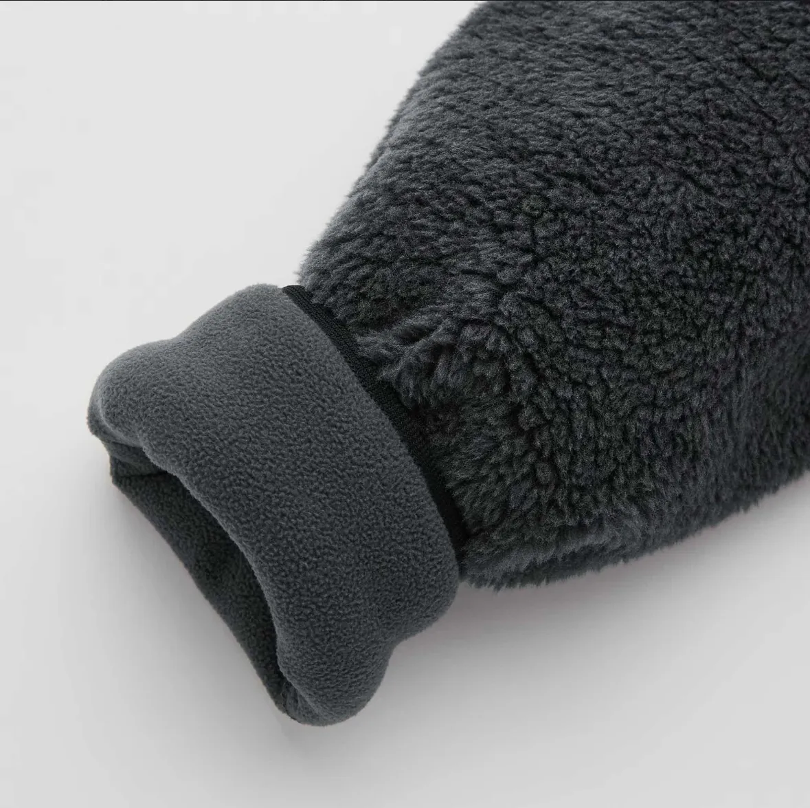 Campera Uniqlo miniatura 6