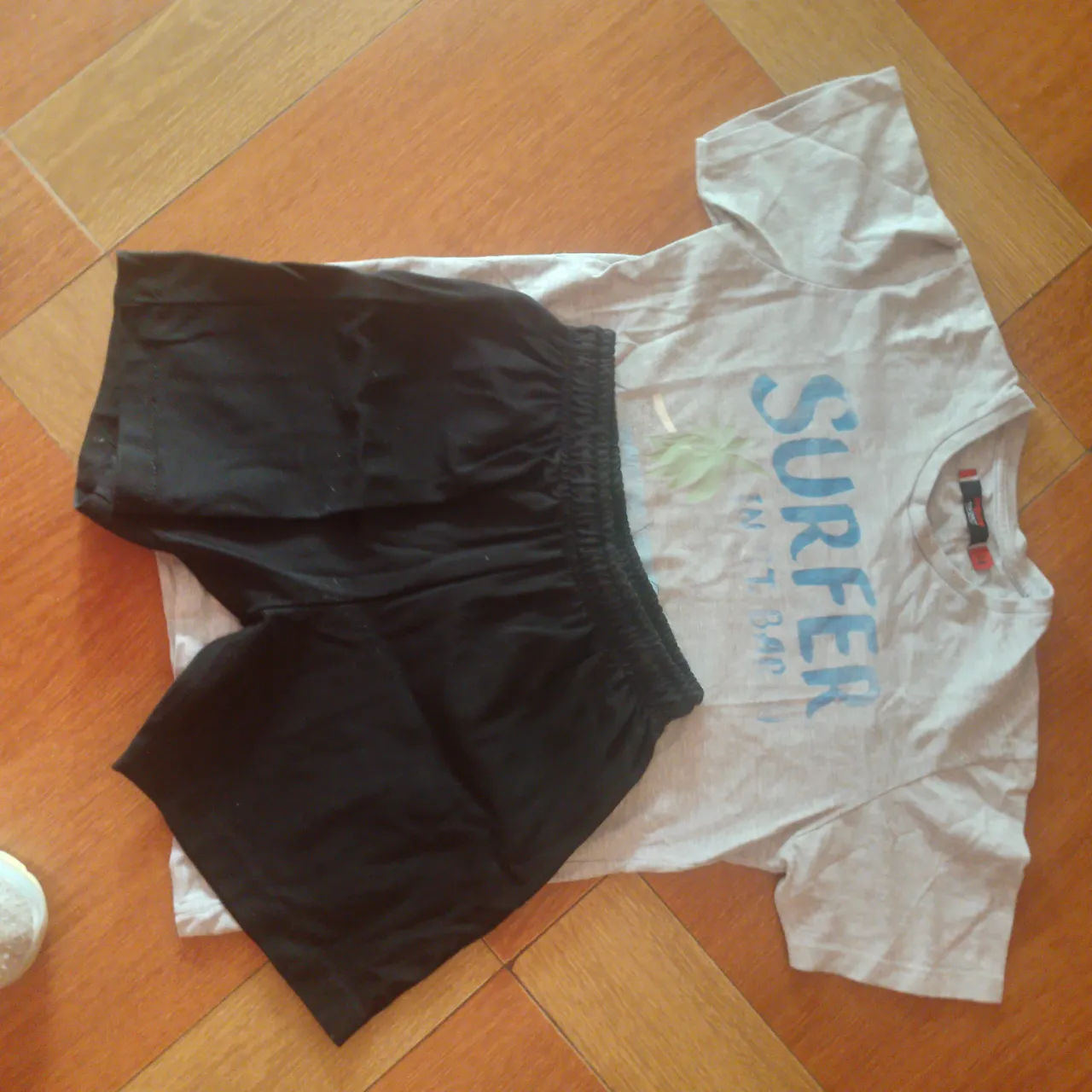Lote de ropa No se la marca miniatura 2