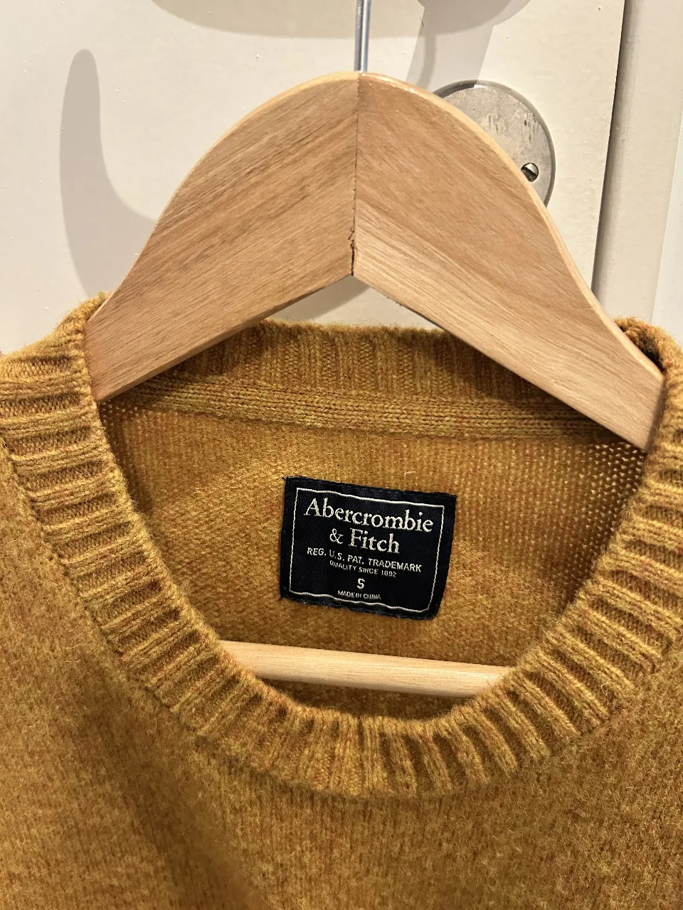 Sweater Abercrombie & Fitch - Vista 2