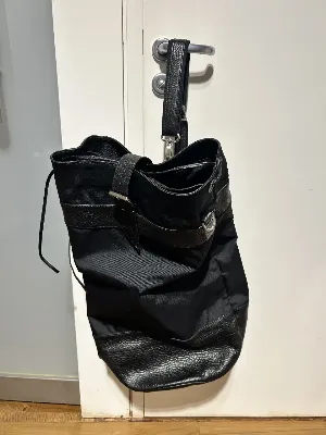 Kenneth Cole