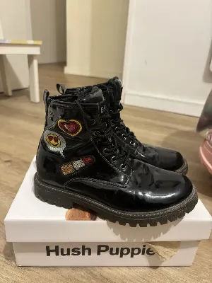Kickers