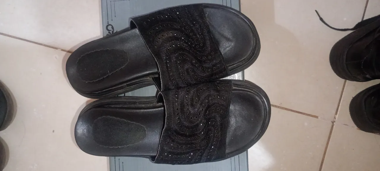 Sandalias A ≠ - imagen 2