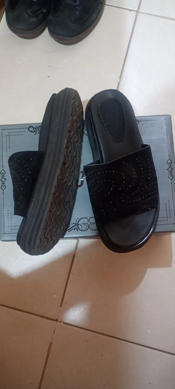 Sandalias A ≠ - imagen 3