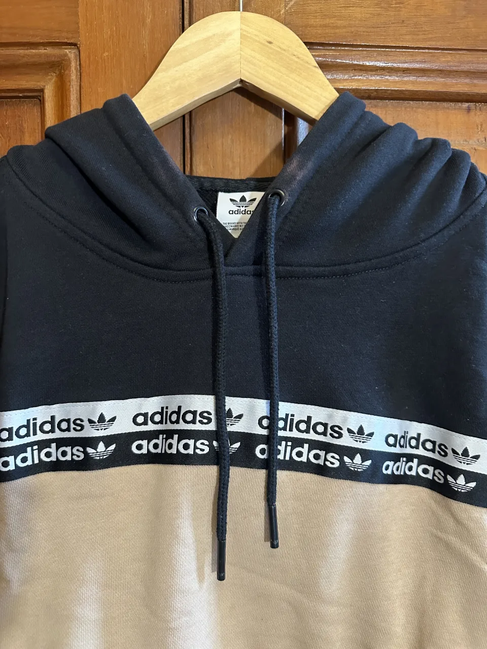 Buzo adidas - Vista 3