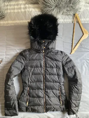 Zara Woman