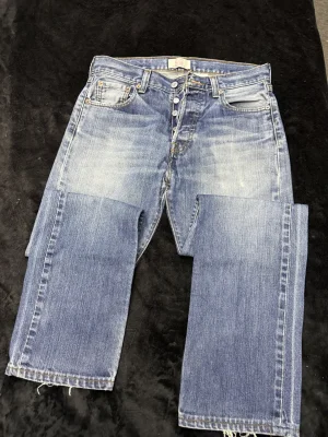 Levi's