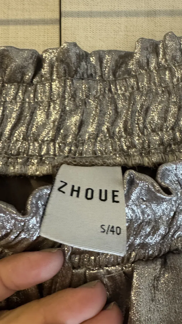 Short Zhoue - imagen 4