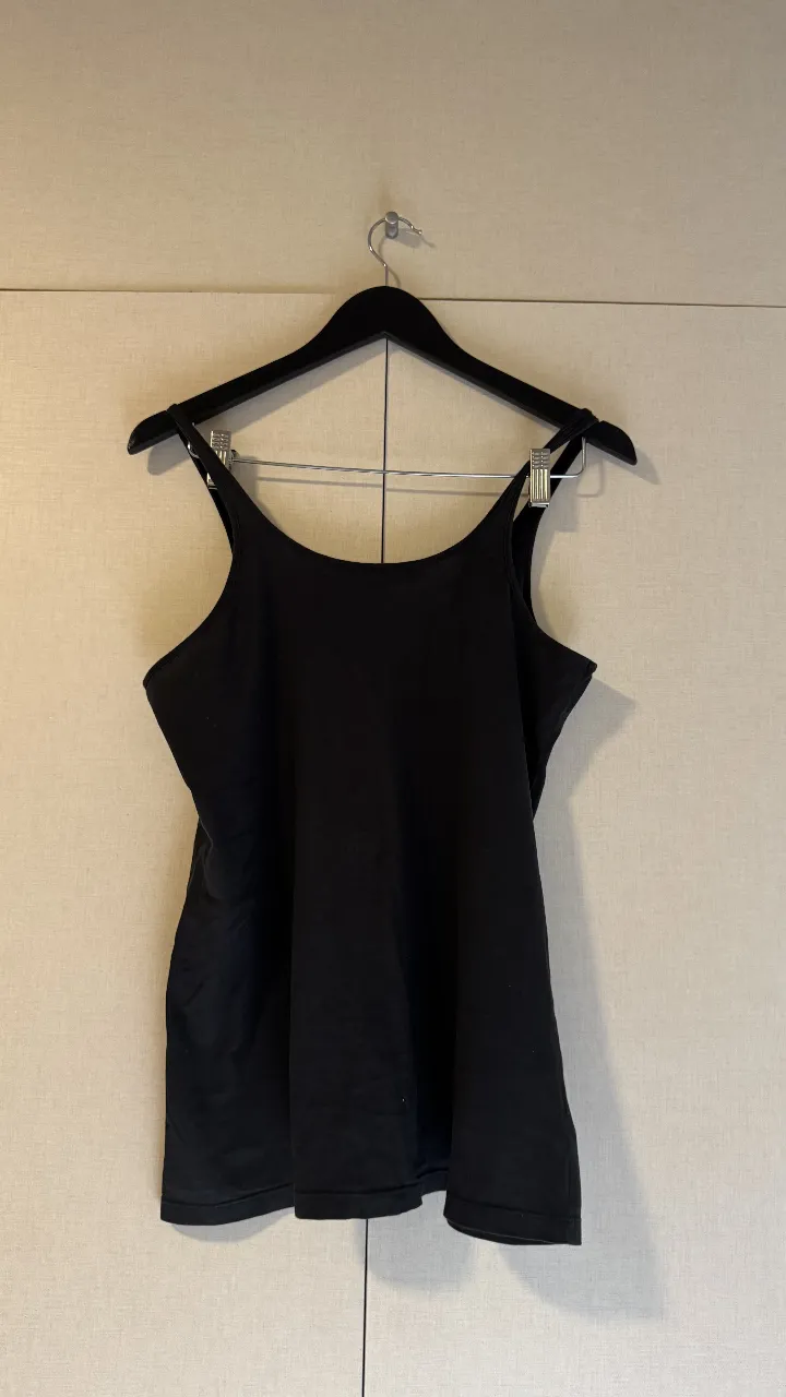 Musculosa Maria Vazquez - imagen 4