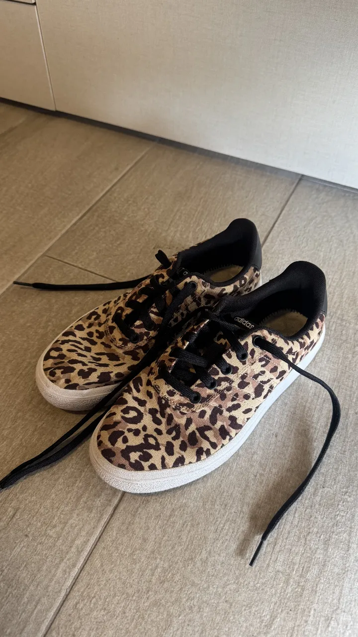 Zapatillas adidas - imagen 1