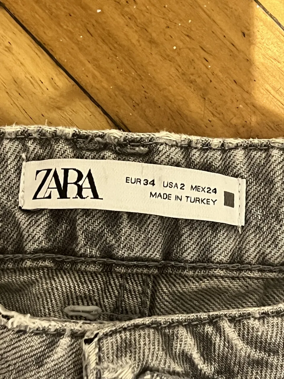 Jean Zara - imagen 3