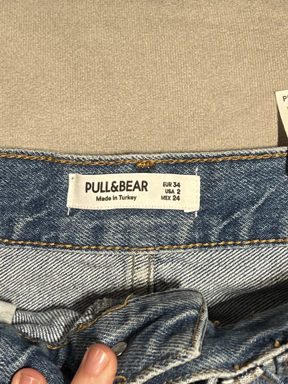 Minifalda Pull and bear - imagen 3