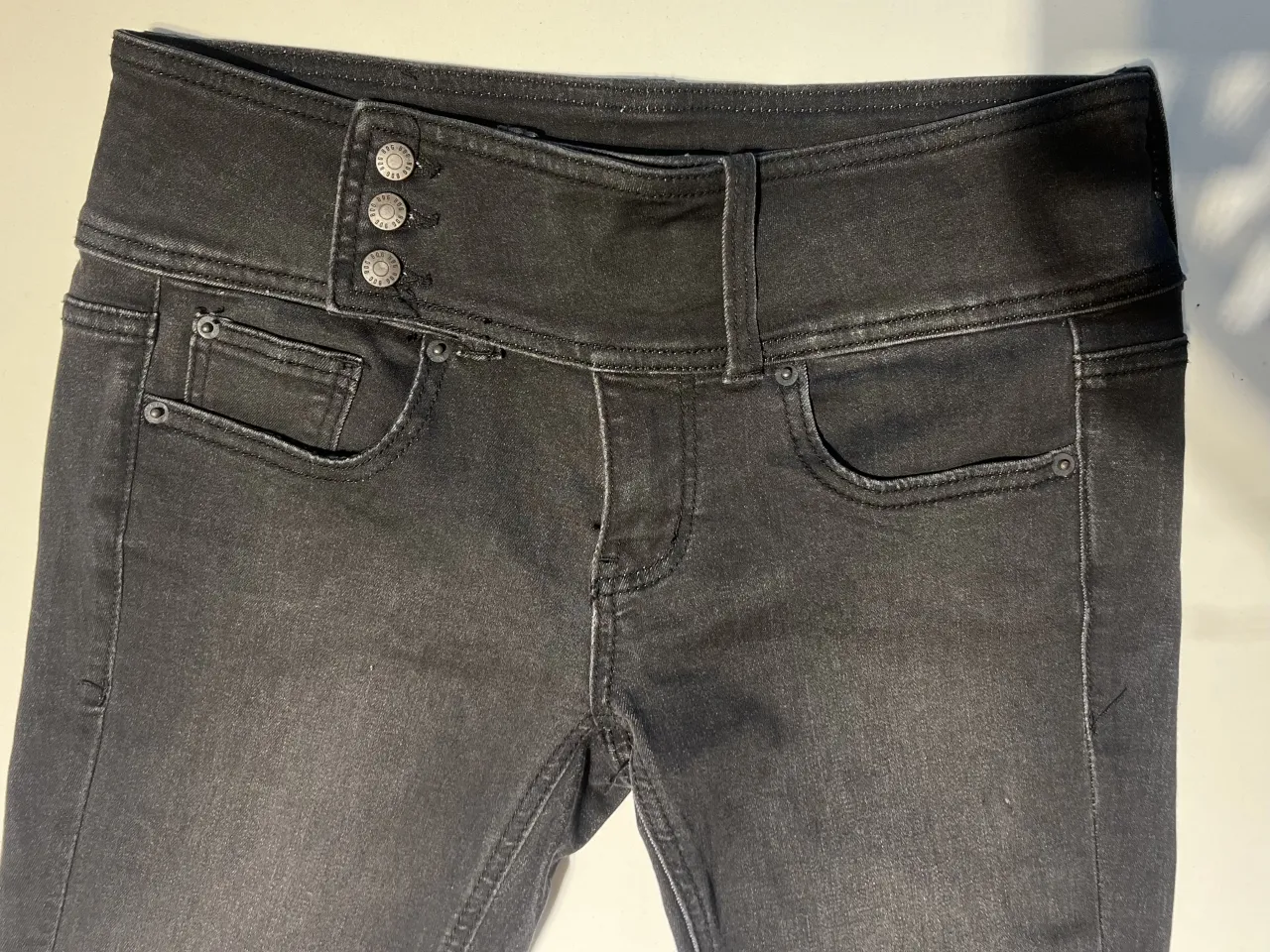 Jean Urban Outfitters - imagen 2