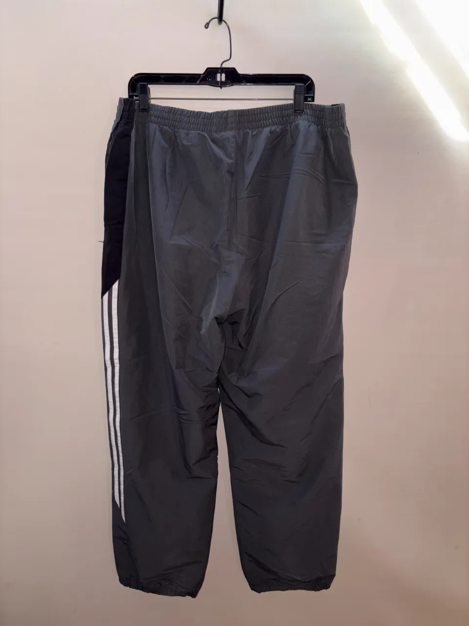 Pantalón adidas - imagen 4
