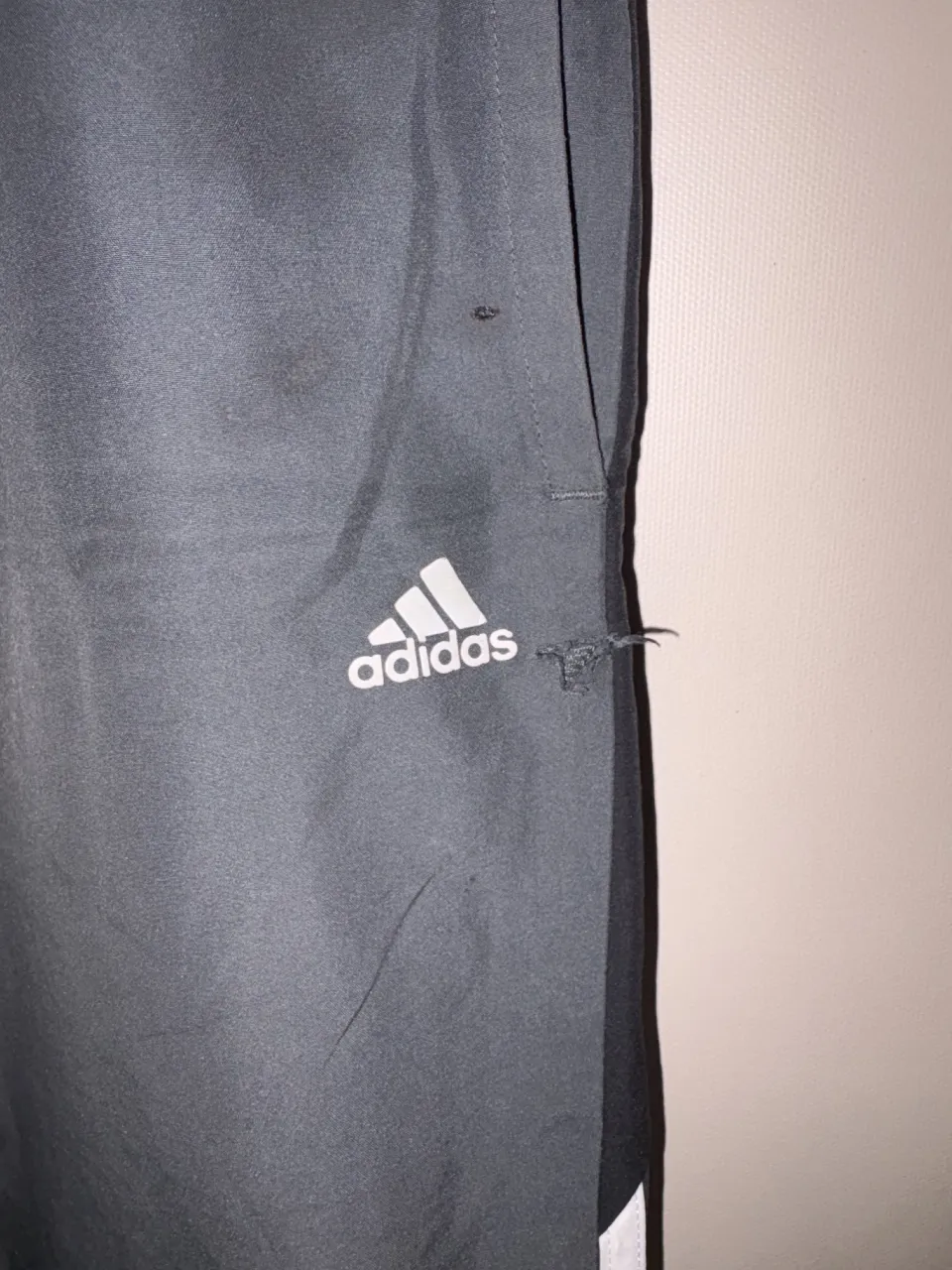Pantalón adidas - imagen 2