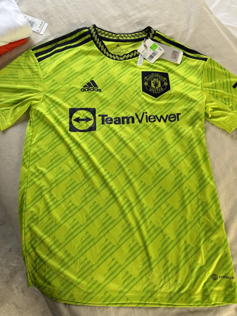 Camiseta adidas - imagen 1