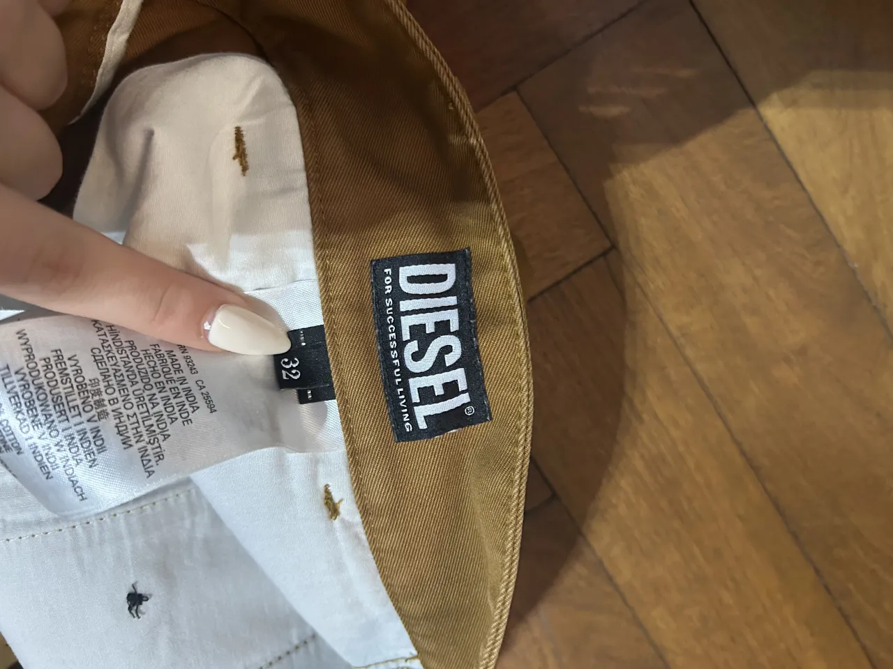 Pantalón Diesel - imagen 2