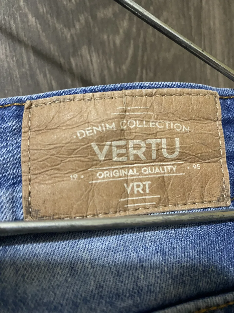 Short VERTU - imagen 2