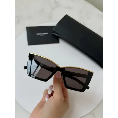 Saint Laurent